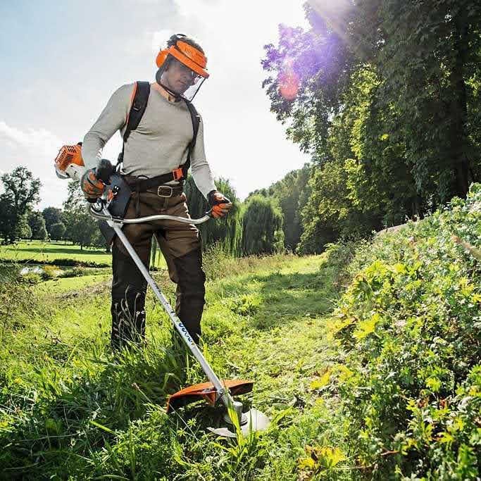 Vrsim usluge košnje trave i niskog raslinja motornim trimerom na području dobrovca Lipika Pakraca Okučana Novske i Kutine cijena na upit