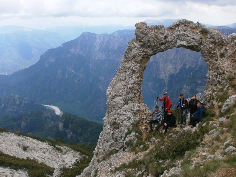  Hajdučka Vrata (izvor fotografije: Branka Ećimović) 