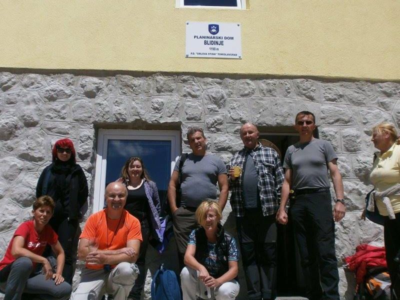 na okupu ispred doma na Blidinju (izvor fotografije: Branka Ećimović) 