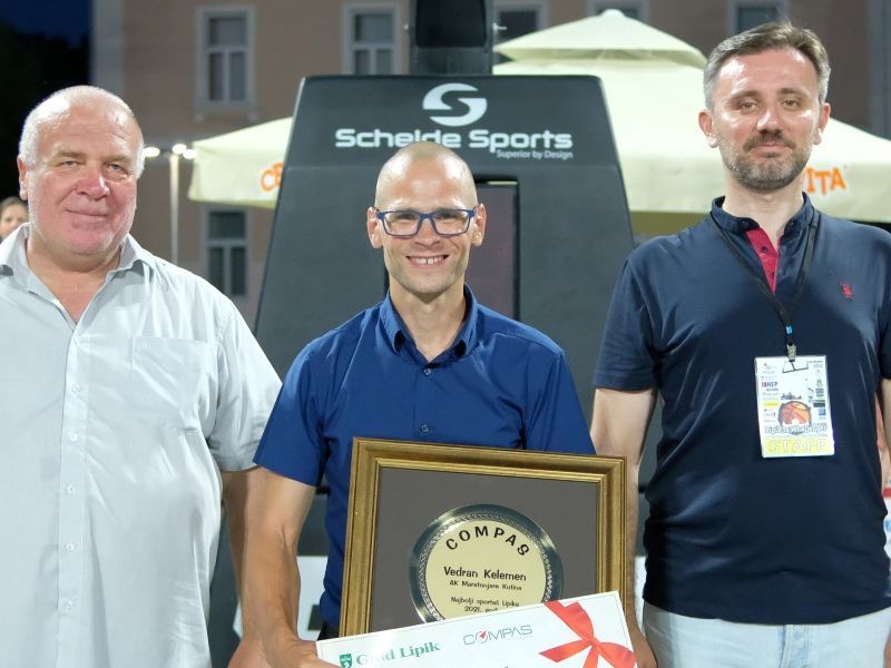 Vedran Kelemen s gradonačelnikom Lipika i urednikom Compasa / FOTOimago.hr