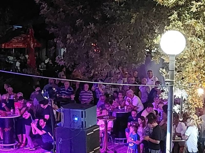 Cecilija je raspjevala i rasplesala publiku na lipičkim bazenima / Compas.hr