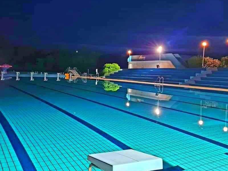 Noćno kupanje na Bazenima Lipik