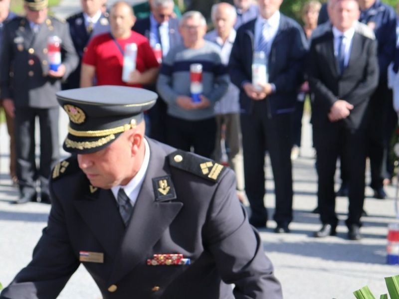 Sjećanje na hrabre branitelje koji su položili svoj život za obranu domovine / Compas.hr