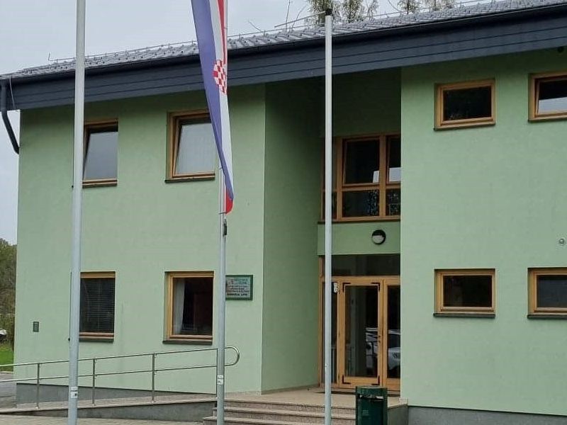 Šumarija Lipik (Ulica Matije Gupca 103)