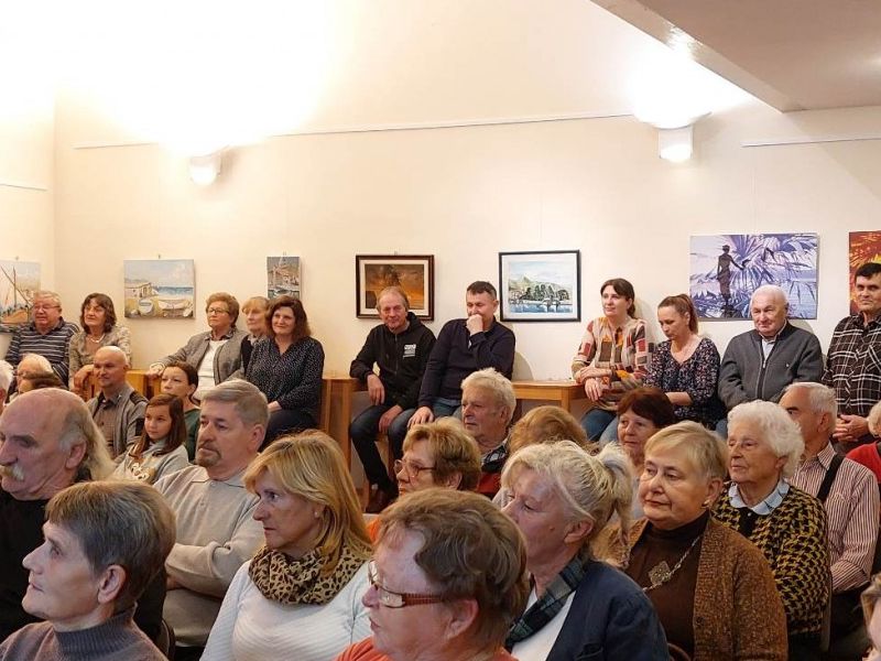 Svečano otvorena likovna izložba zajednice Talijana iz Lovrana /Compas.hr