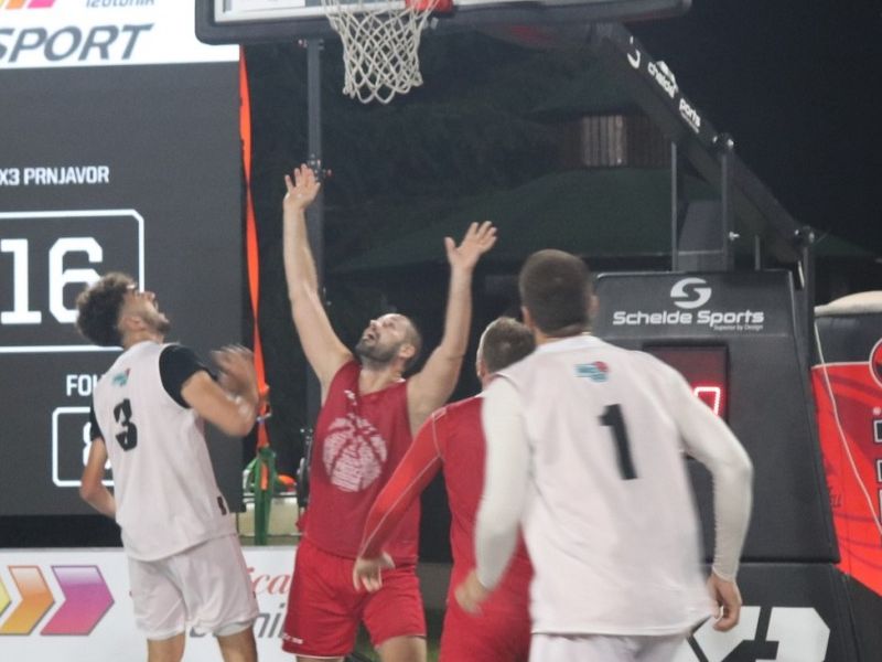 U finalnoj utakmici 3x3 Prnjavor je pobijedio Aluplastik Živinice rezultatom 19:18 / Compas.hr