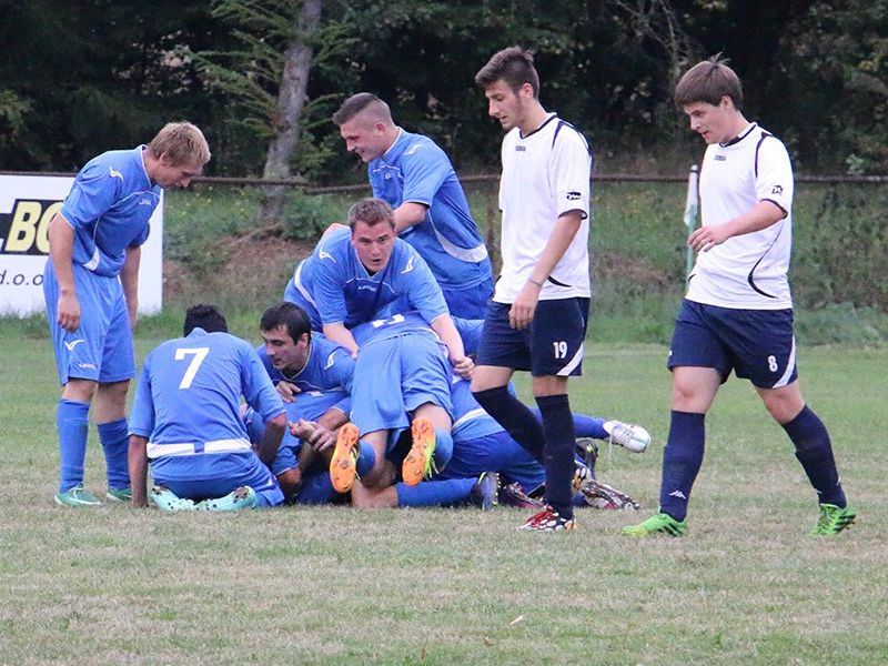 proslava drugog gola Dobrovca