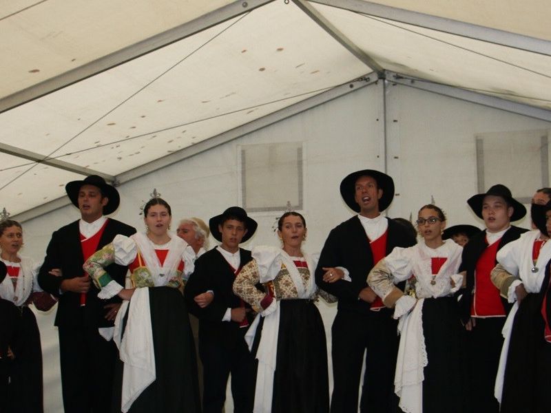 posebni gosti manifestacije, folklorna grupa Zajednice Talijana iz istarskog Vodnjana