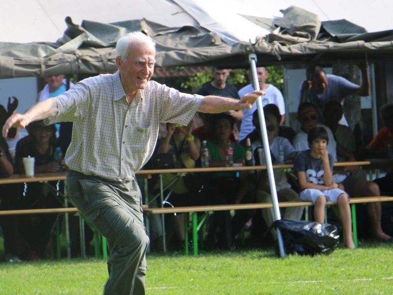 najstariji sudionik Dana hrvatskih planinara na Omanovcu, Branko Blažević iz Mrkoplja, još je mlad i ima samo 96 godina