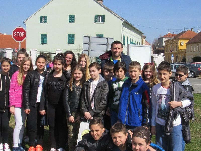 5.c razred s razrednikom Anđelkom Lucićem, dobitnici nagradnog izleta