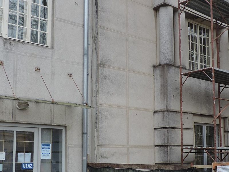 Radovi na zgradi ambulante (arhiva Compasa: prosinac 2014)