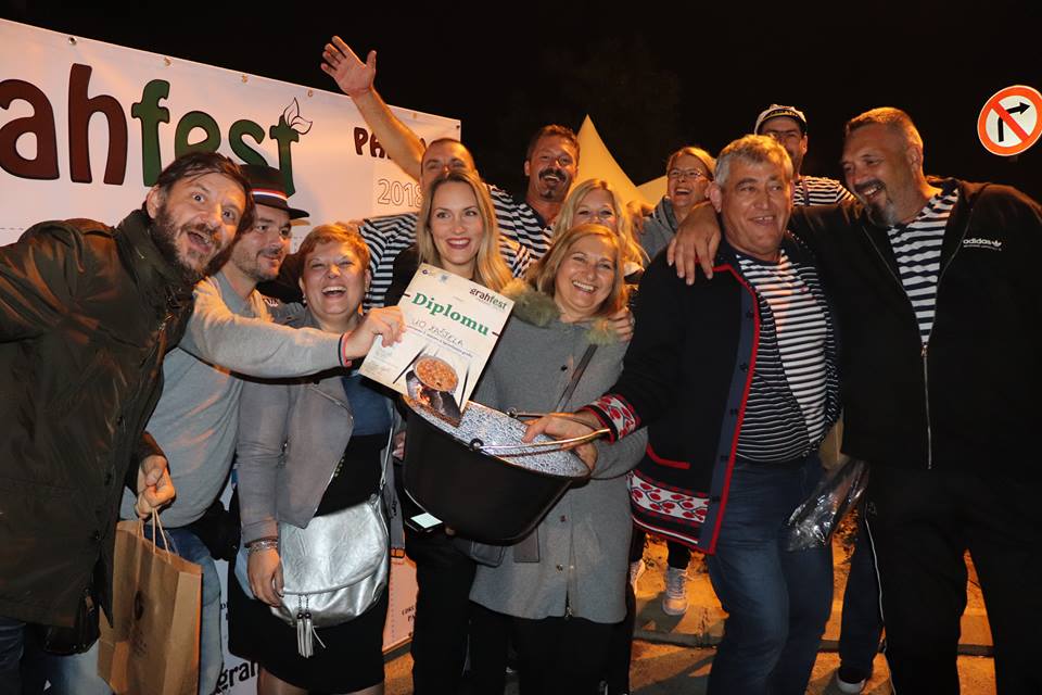 2. mjesto: ekipa Udruženja obrtnika Kaštela