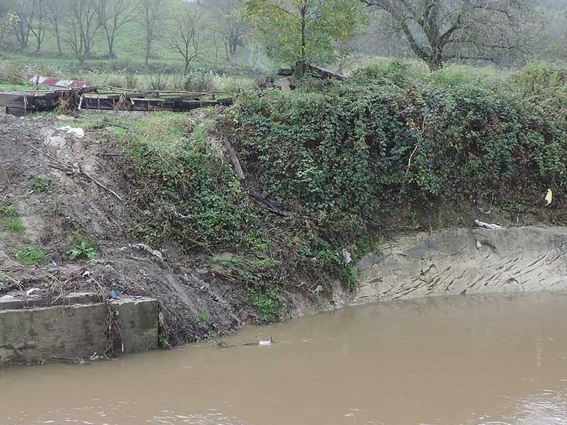 mjesto gdje je bio most prema Lipičkim vinogradima