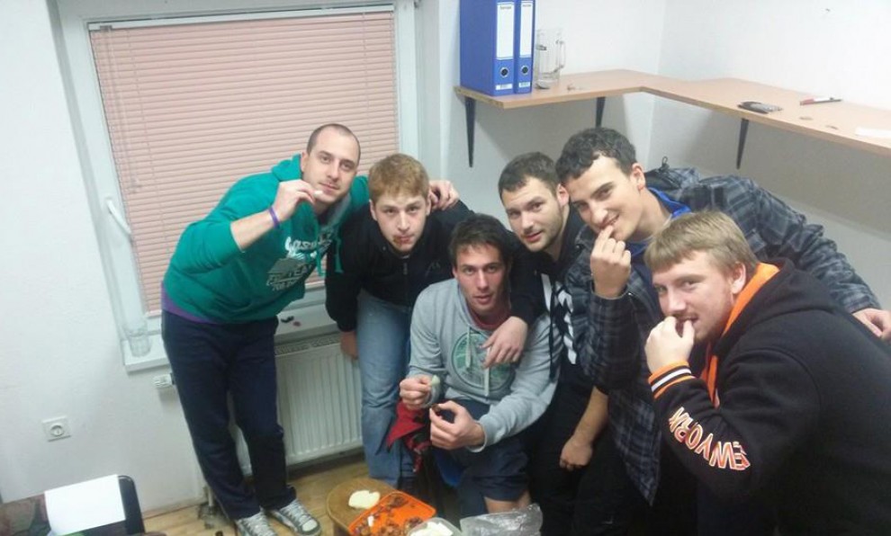 Priprema taktike za utakmicu(izvor fotografije FB profil: Rukometni klub LiPa)  