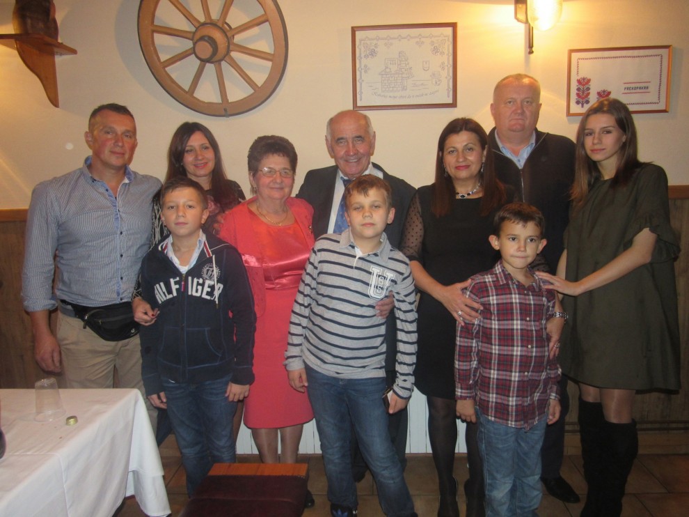 Obitelj na okupu